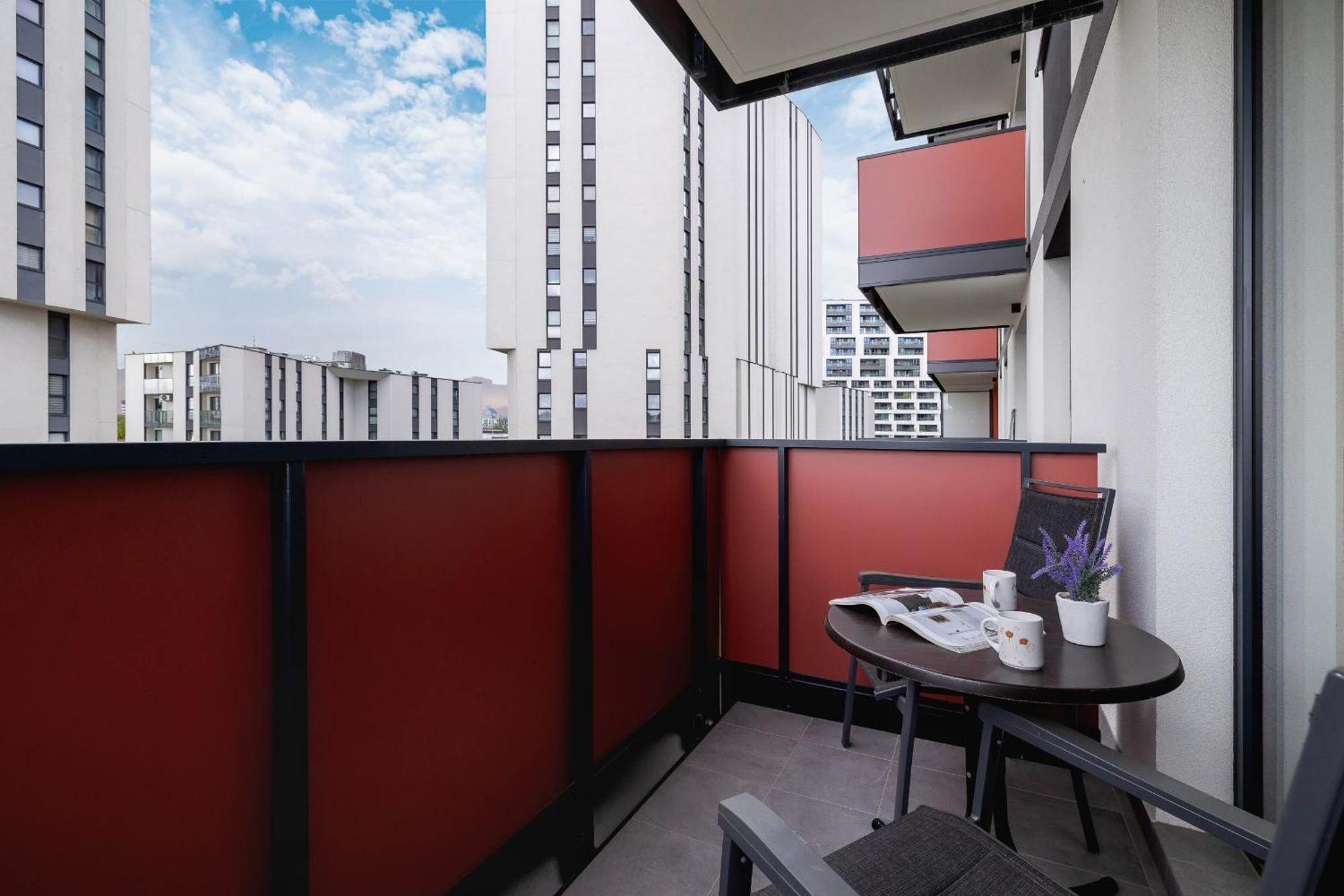 קרקוב Modern Apartment With Parking Near Tauron Arena By Rent Like Home מראה חיצוני תמונה